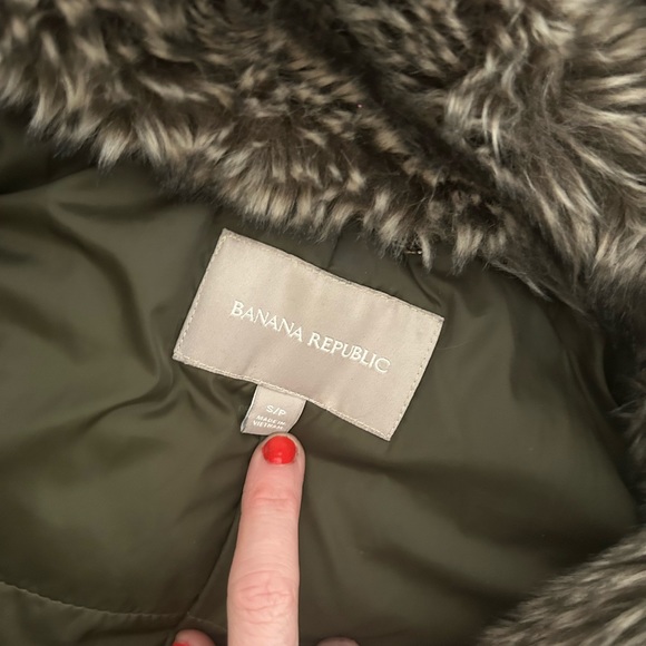 Banana Republic winter parka - Picture 2 of 5